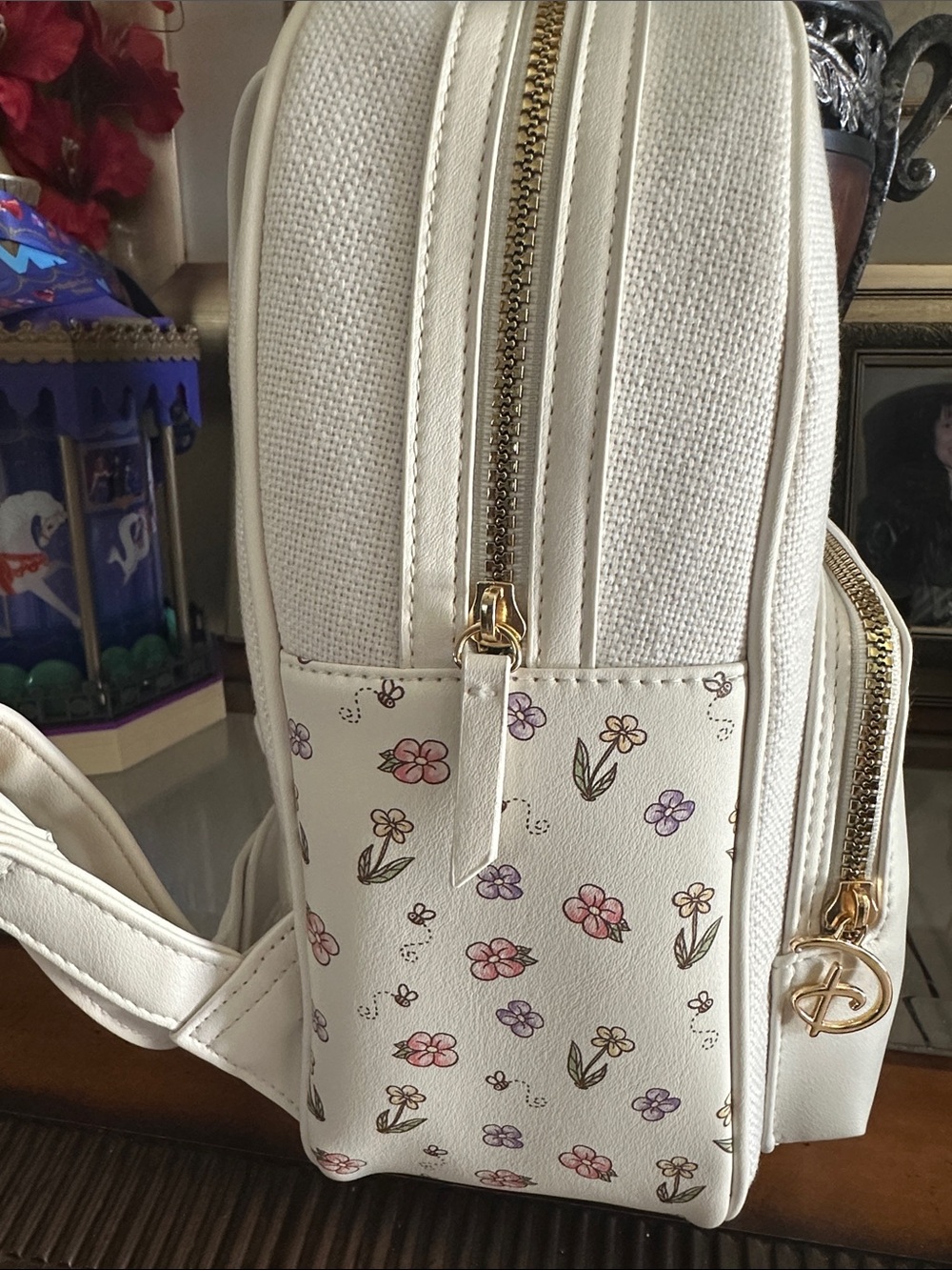 Primark Winnie the Pooh Cream and Red Backpack NWT - Picture 4 of 6